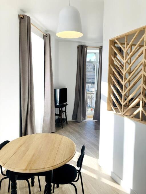 La Belle Consigne - Appartements Dinan Centre Gare Bagian luar foto