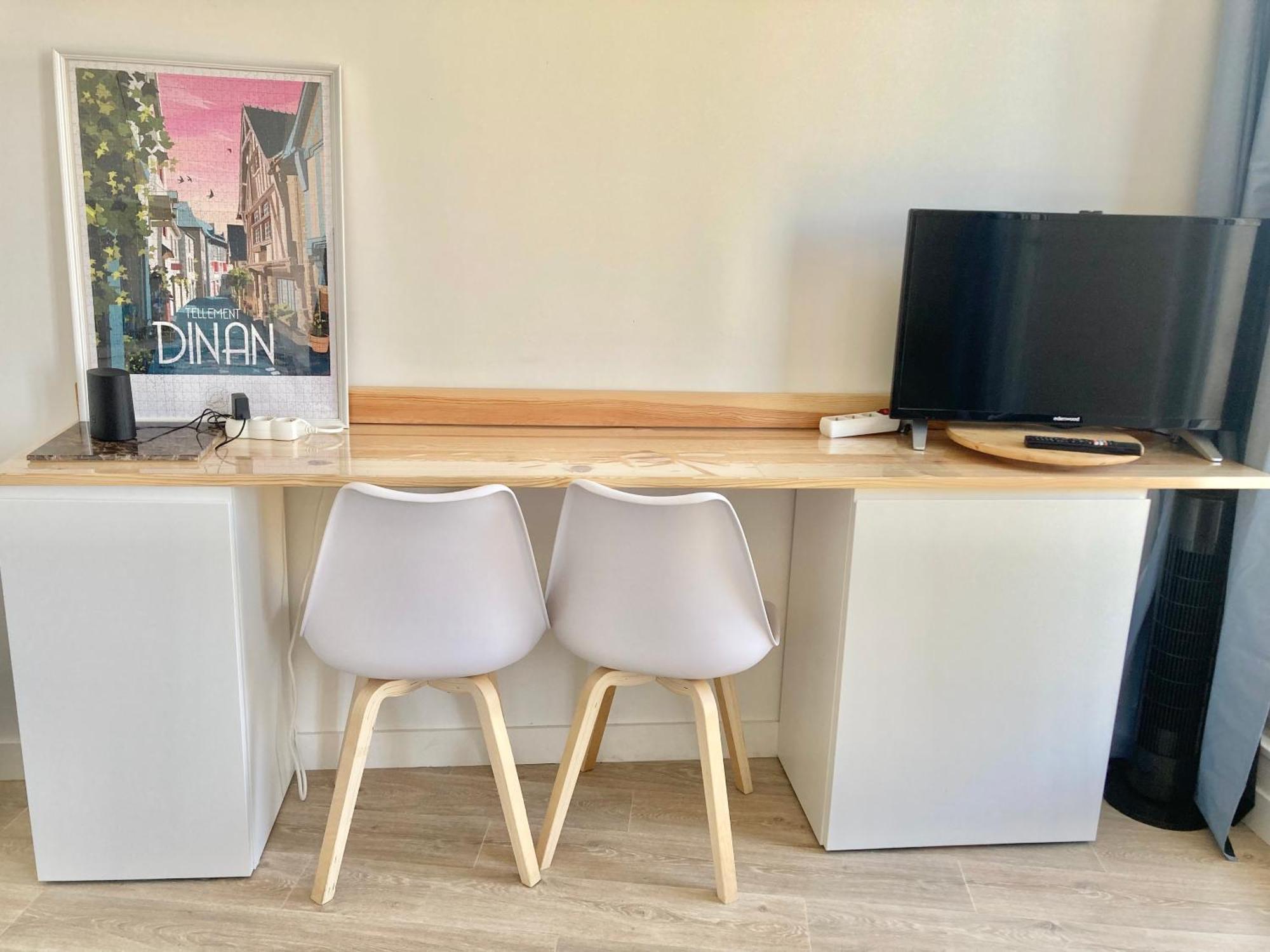 La Belle Consigne - Appartements Dinan Centre Gare Bagian luar foto